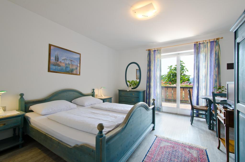 Hotel & Residenz Traubenheim Nalles Room photo